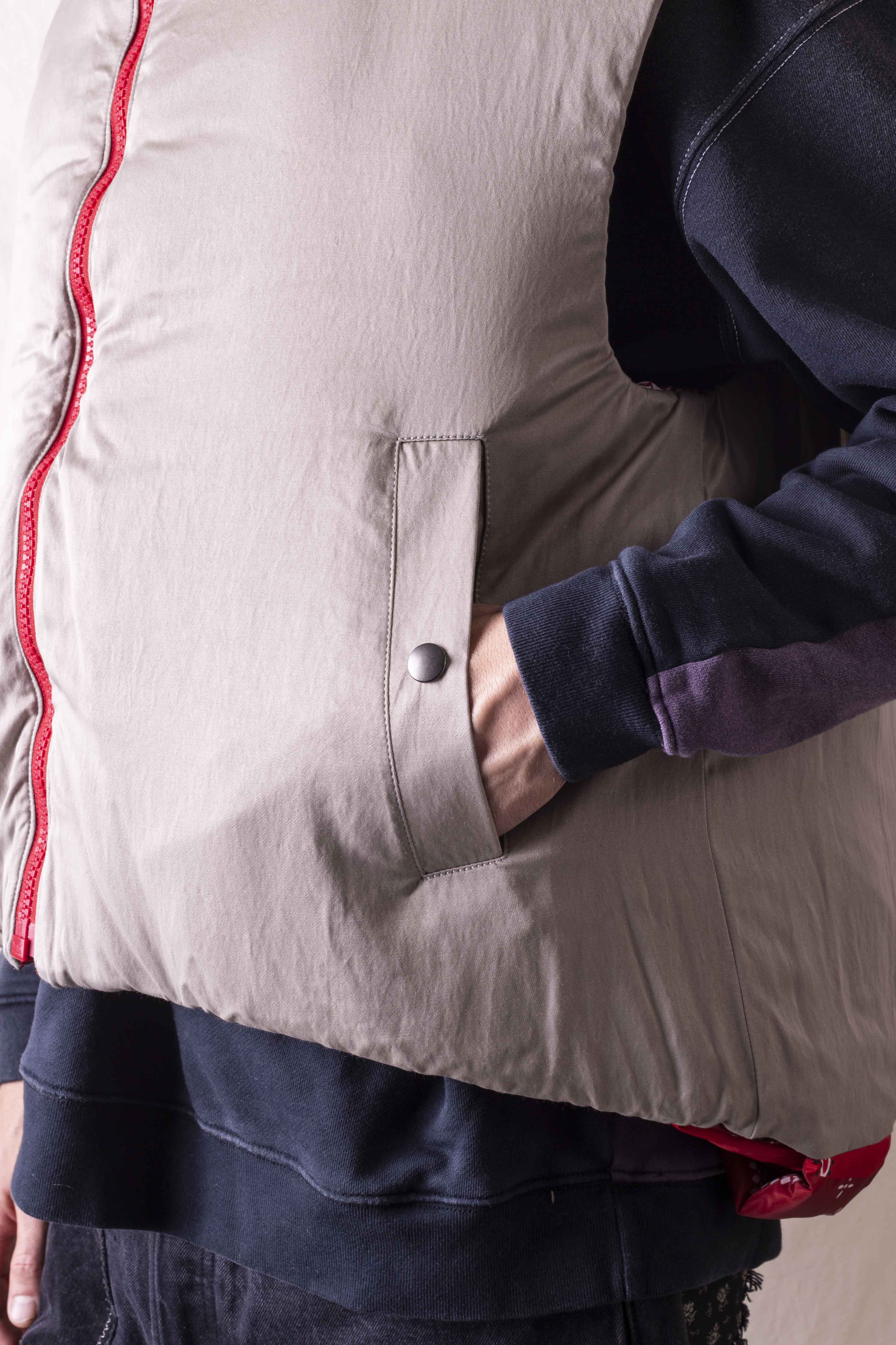 Bandana Print Nylon KEEL WEAVING Vest - Red - Image 10