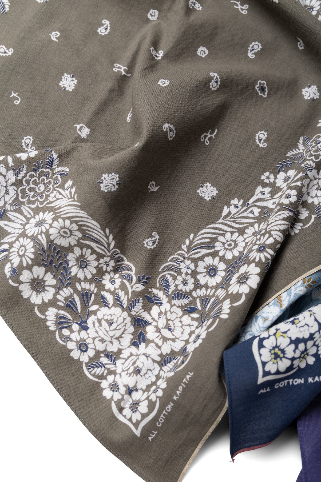 Fastcolor Selvedge Bandana (CHURCHILL GARDEN) 20x20 - Image 9