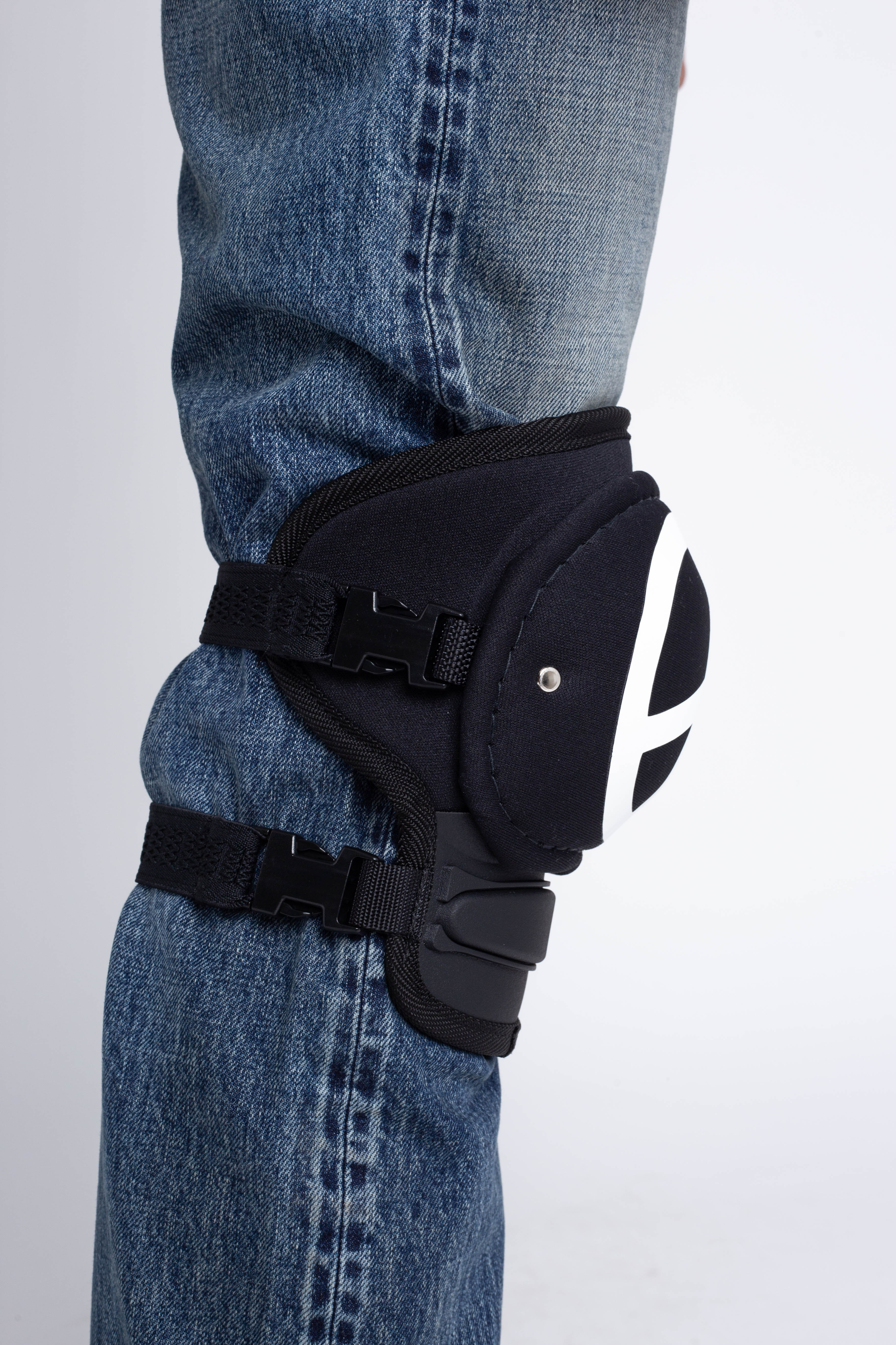 PEACE Knee Pad - Image 5